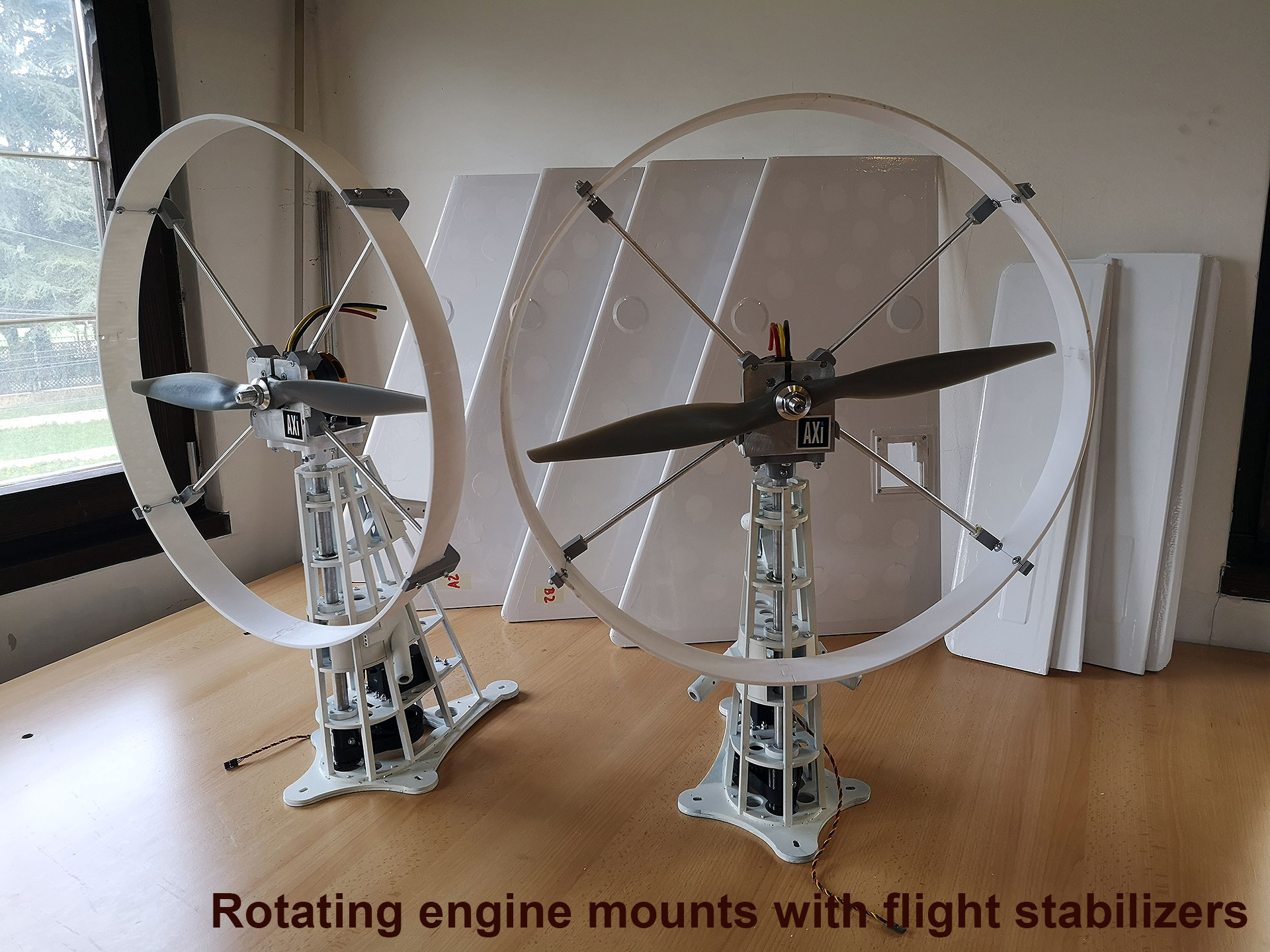 Rotating-engine-mounts-with-flight-stabilizers